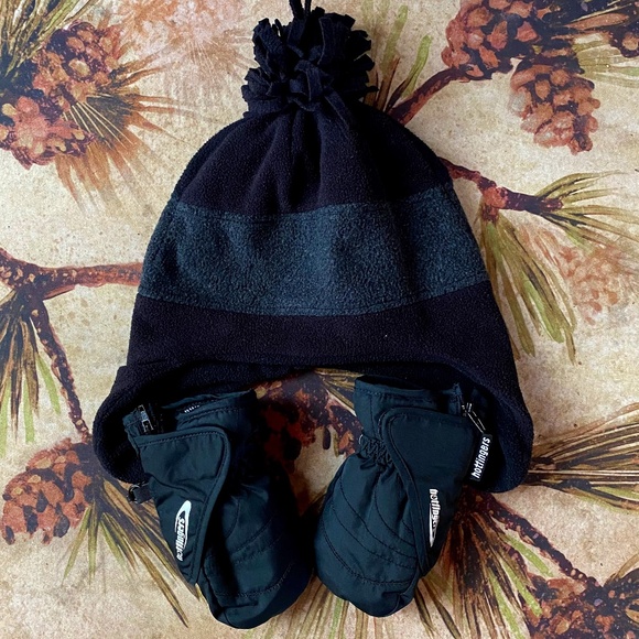Hot Fingers Zip Mittens Toddler Size 3-4 Yrs PLUS Cozy Fleece Hat To Top It Off - Picture 1 of 7